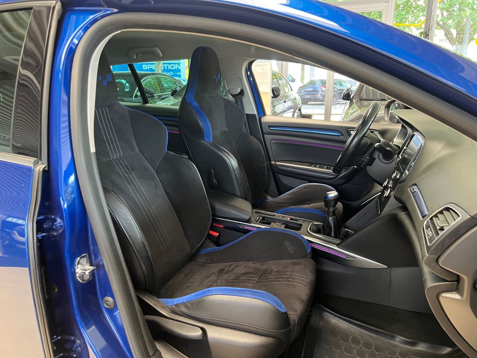 Fahrzeugabbildung Renault Megane IV Grandtour GT-Line *SCHALENSITZE*