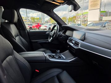 BMW X7 - 10