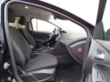 Ford Focus - 11