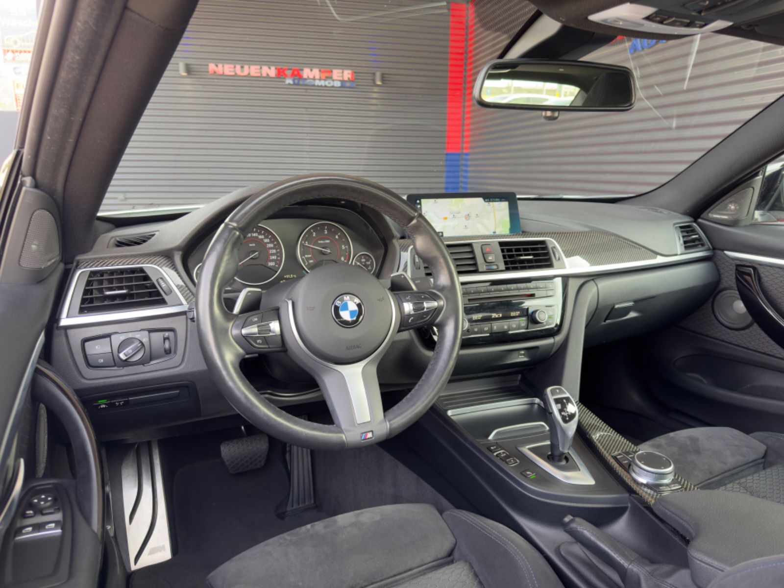 Fahrzeugabbildung BMW 420 d M Sport Coupè LED Schiebedach