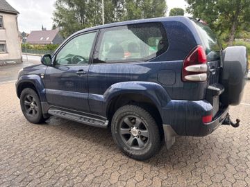 Toyota Land Cruiser - 3
