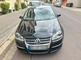 Volkswagen-VW Jetta - Volkswagen Jetta: Volks
