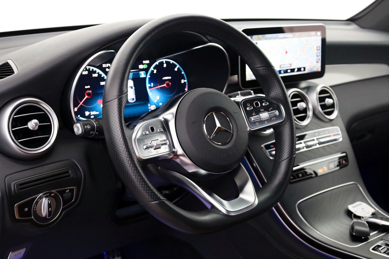 Fahrzeugabbildung Mercedes-Benz GLC 200d Coupé AMG Line Leder,Navi,LED,Night Pak