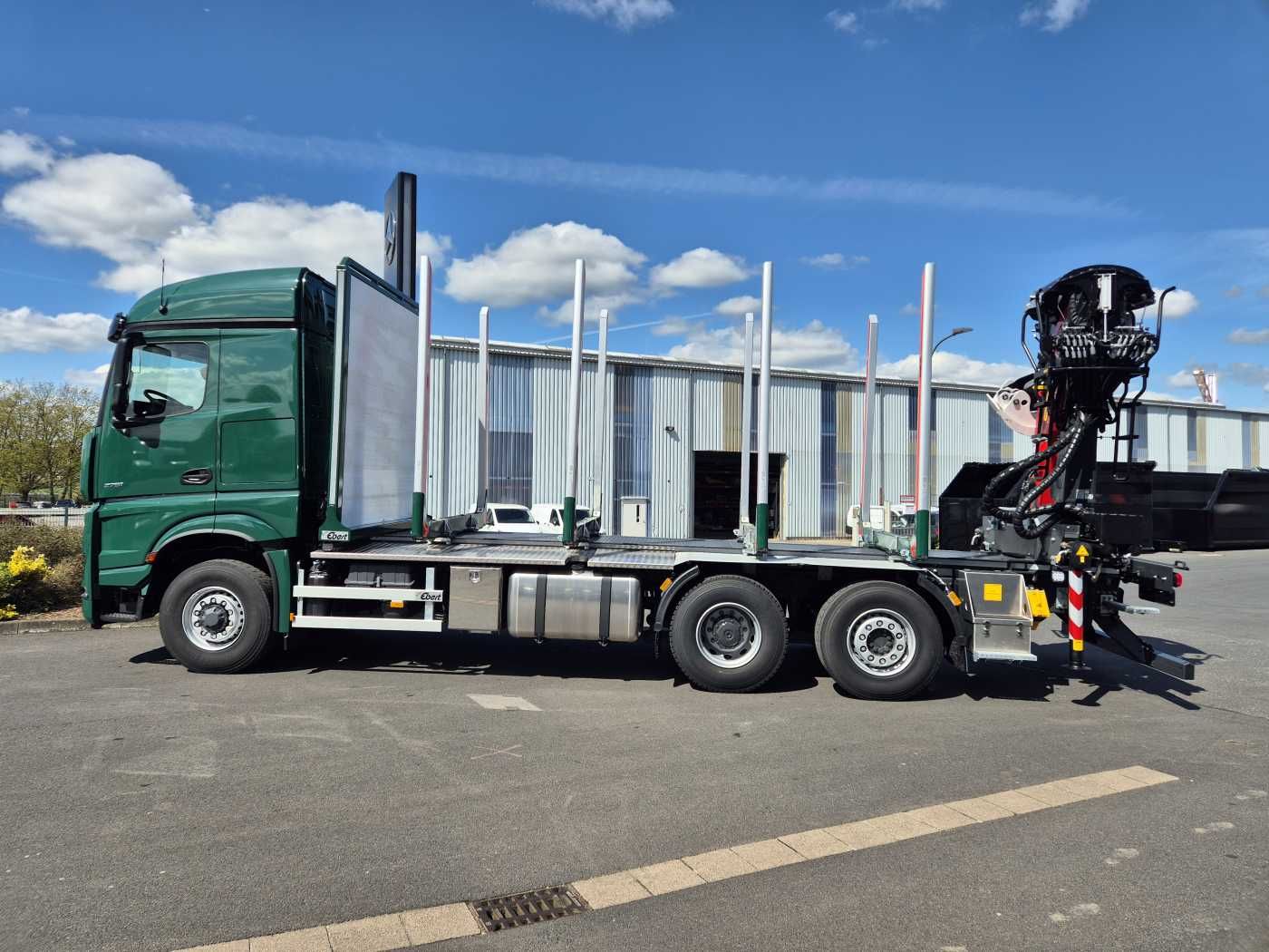 Fahrzeugabbildung Mercedes-Benz Arocs 2751 L 6x2 (6x4) HAD + Kran: Epsilon M12Z