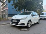 Peugeot 208  gepflegt scheckheftgepflegt ... - Peugeot 208 in Freiburg