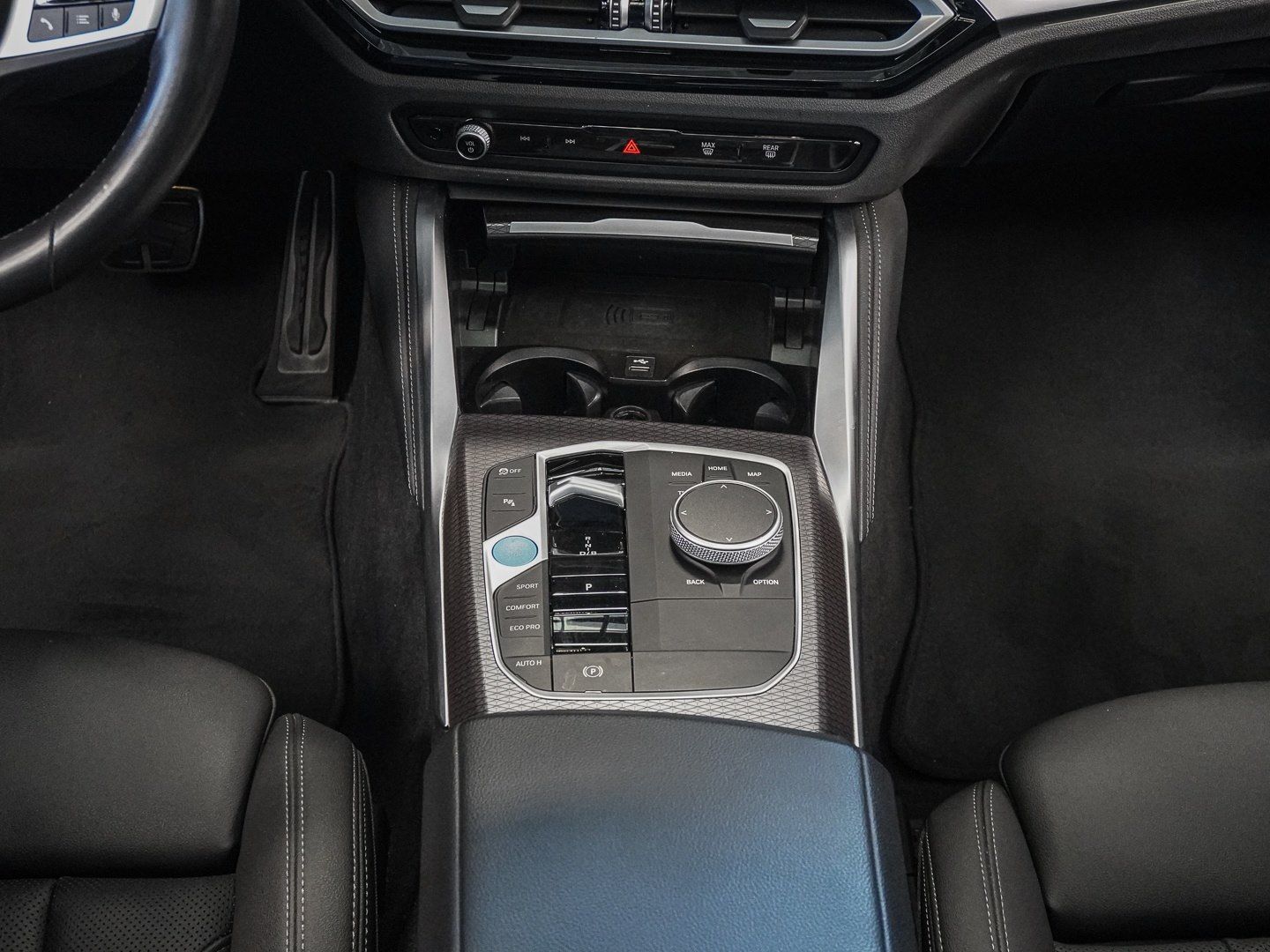 BMW i4 eDrive40 M Sport ACC RFK NAVI LED PDC V+H LM foto 12