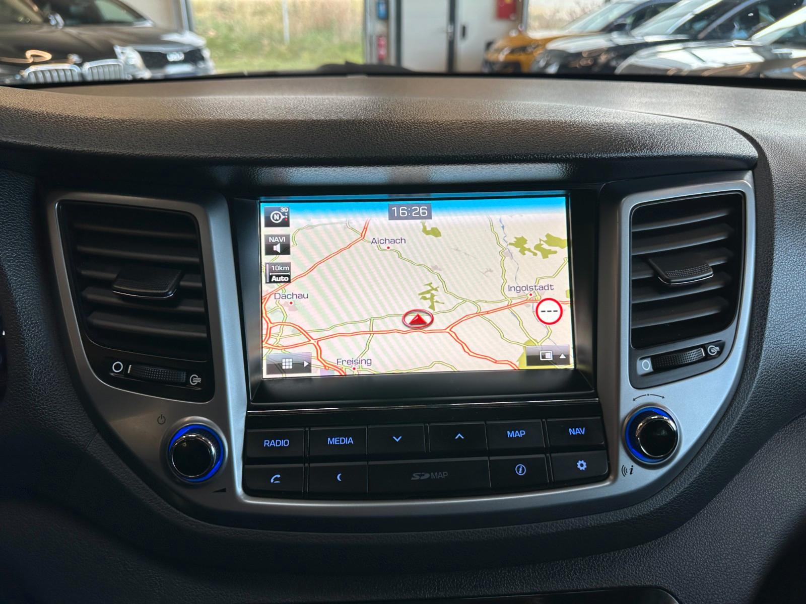 Hyundai Tucson Intro Edition 4WD *NAVI*TEMPOMAT*KLIMA*