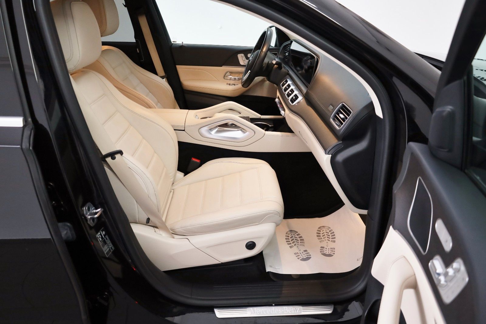 Fahrzeugabbildung Mercedes-Benz GLE 350 de Coupe AMG line,Navi,LED,360Kamera,ACC