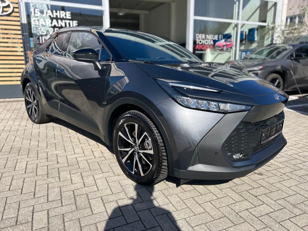 Image of Toyota C-HR