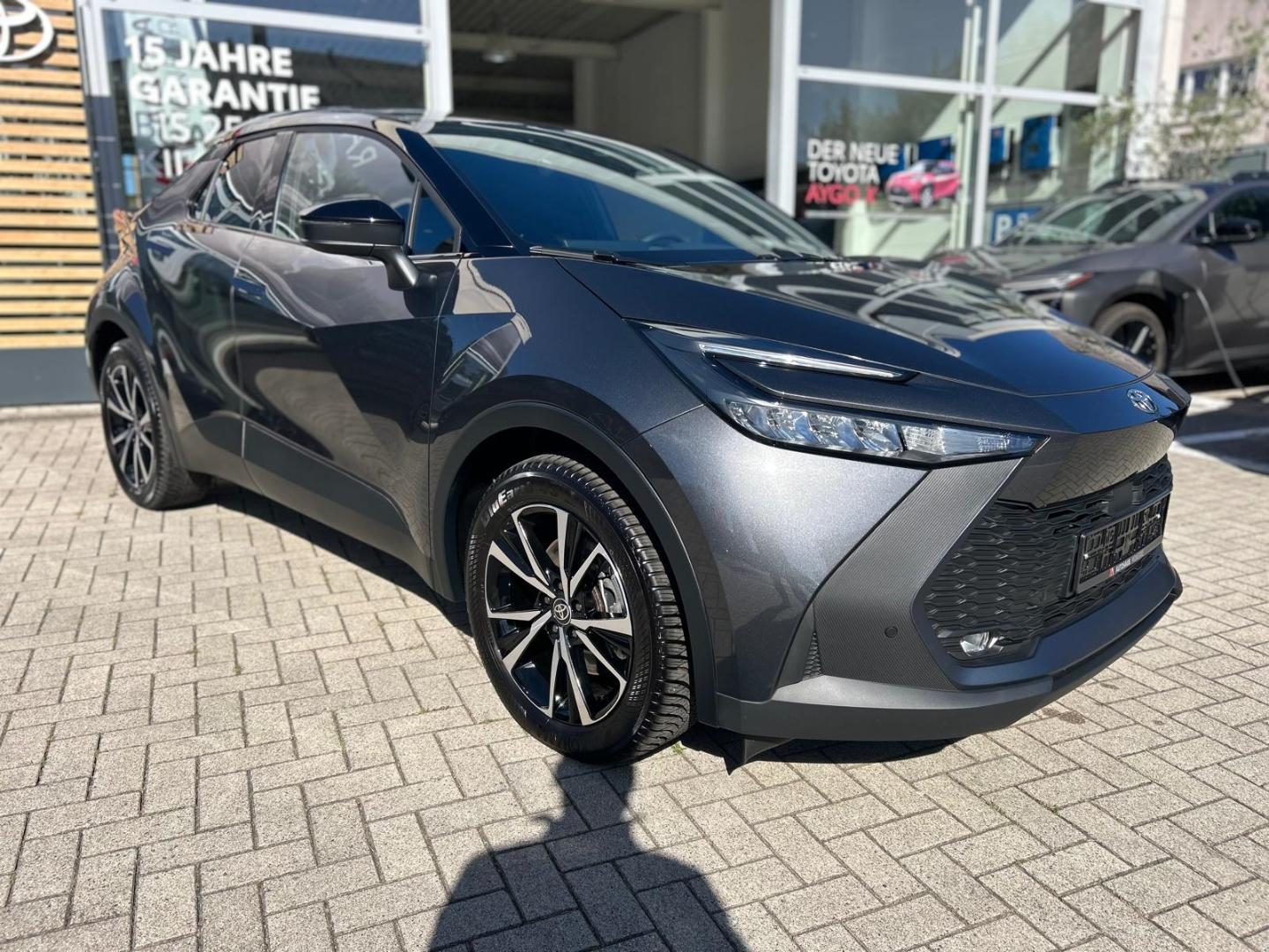 Toyota C-HR Plug-In Hybrid Teamplayer ACC SHZ LHZ  Navi