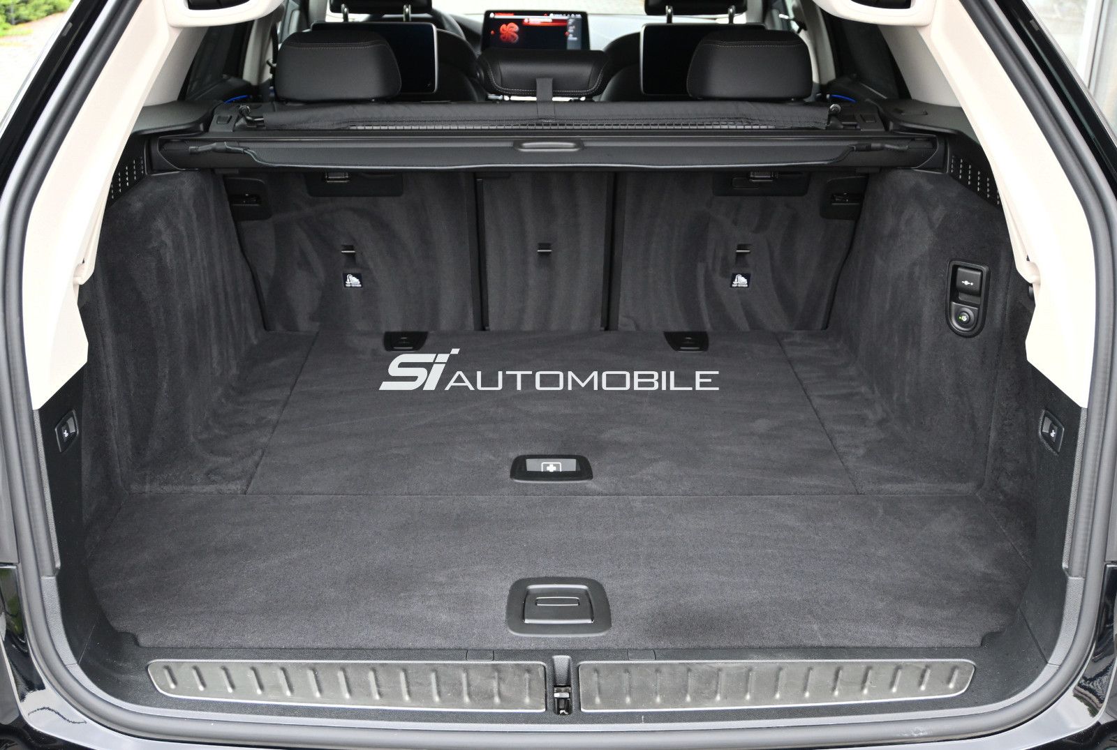 Fahrzeugabbildung BMW 540d xDr. Touring °AD.DRIVE°AHK°STHZG°UVP 103T€°