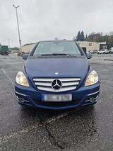 Mercedes-Benz B2160 - Mercedes-Benz B 160 mit Benzin-Antrieb: Van, Automatik