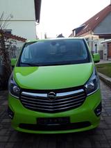 Opel Vivaro B - Opel Vivaro: Grün