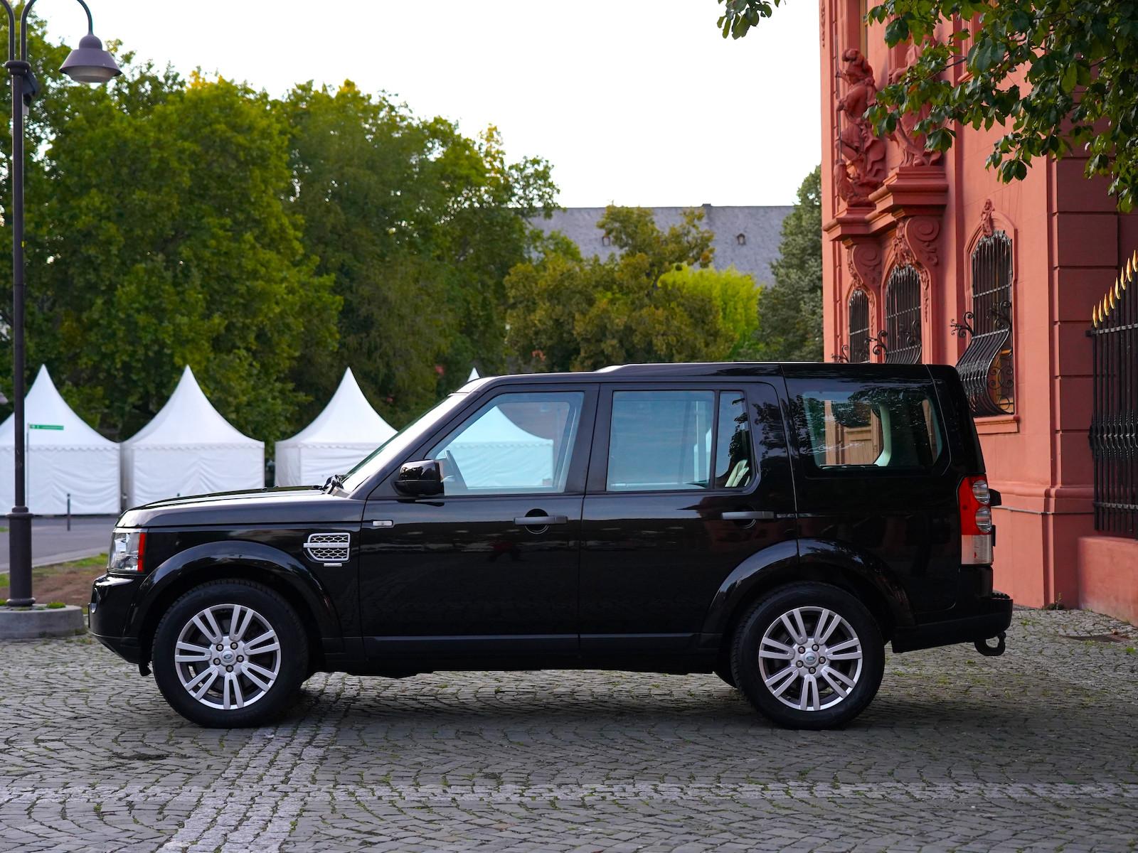 Land Rover Discovery 4 3.0 TDV6 Facelift | 245 ch | BVA | Suspension pneumatique | Caméra de recul | Cuir électrique chauffant | Attelage amovible 3 500 kg | Bi-xénon