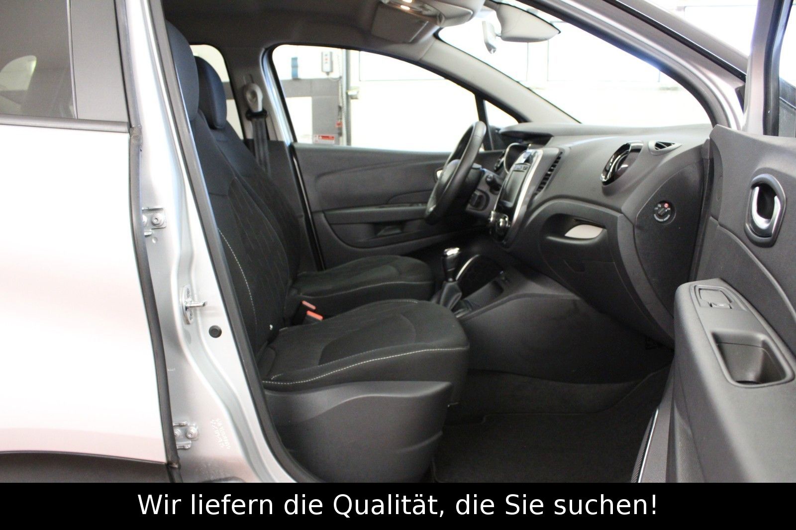 Fahrzeugabbildung Renault Captur TCe 90 Limited*Navi*PDC*Tempopilot*