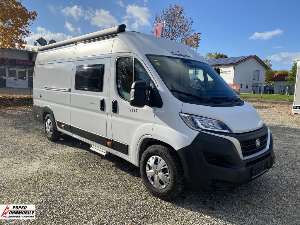 Chausson, Vans V697 First Line AHK