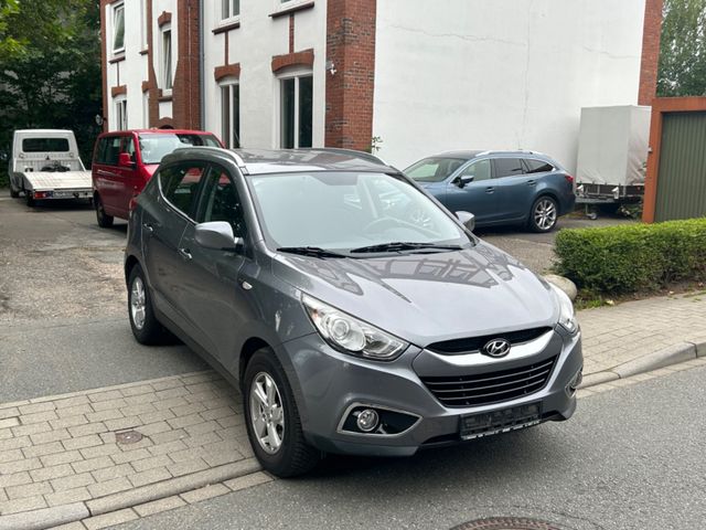 Hyundai ix35 Comfort 4X4 AWD-1.Hand-Euro5-Klima-6.Gang-