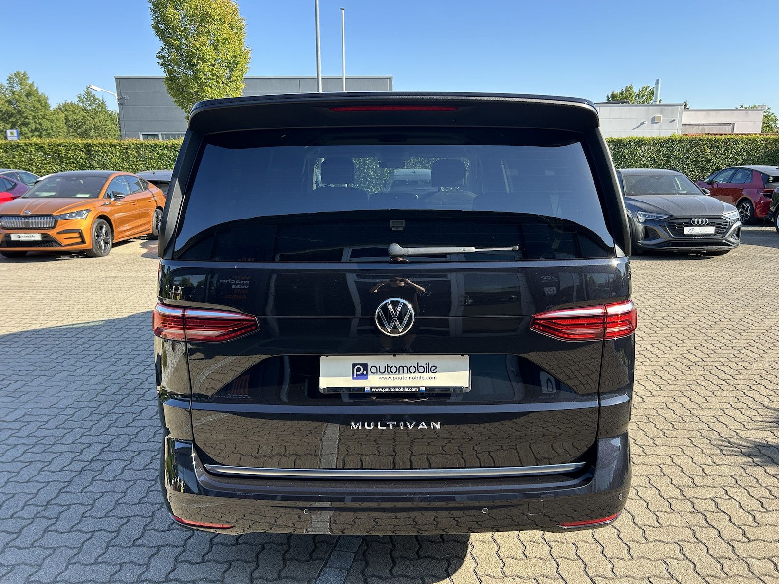 Volkswagen T7 Multivan 2.0 TDI DSG Style lang AHK Kamera foto 15
