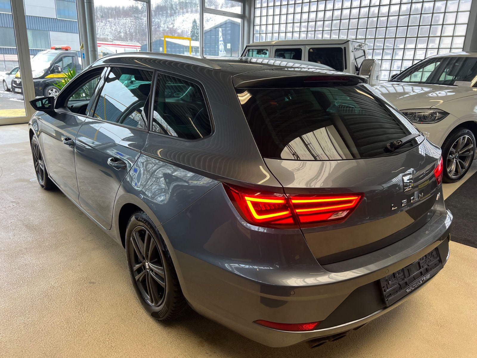 Fahrzeugabbildung SEAT Leon ST 1.8 FR *1.HAND*AMBIENTE-BELEUCHTUNG*