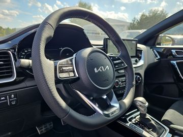 Kia XCEED 1.6 DCT GT-Line *Leder*Panorama*JBL-Sound*