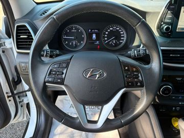 Hyundai TUCSON - 10
