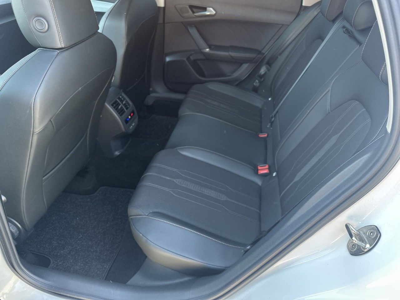 Fahrzeugabbildung CUPRA Formentor 2.0 TDI 6-Gang-Schaltgetriebe