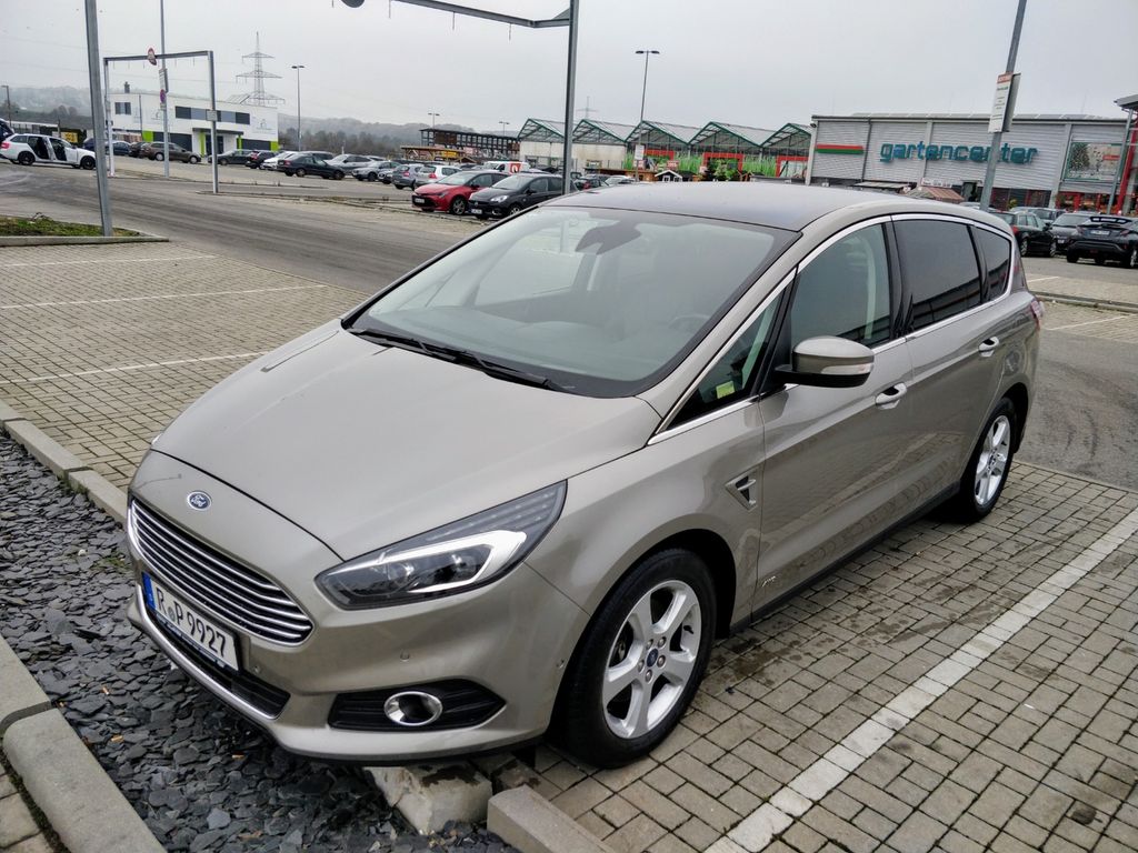 Image of Ford S-Max