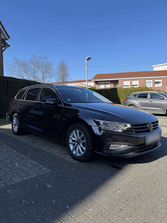 Image of Volkswagen Passat Variant