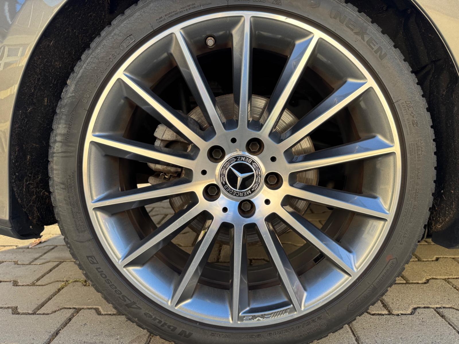 Mercedes-Benz A-Class AMG LINE Scheckheftgeplegt Burmester Sound, миниатюра 12