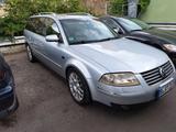 Volkswagen Passat Variant 4.0 W8 4motion Variant W8 - Volkswagen Passat Variant: W8