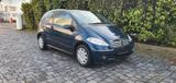 Mercedes-Benz A 170 Automatik, TÜV , PDC, 129000Km! - blaue Mercedes-Benz A 170