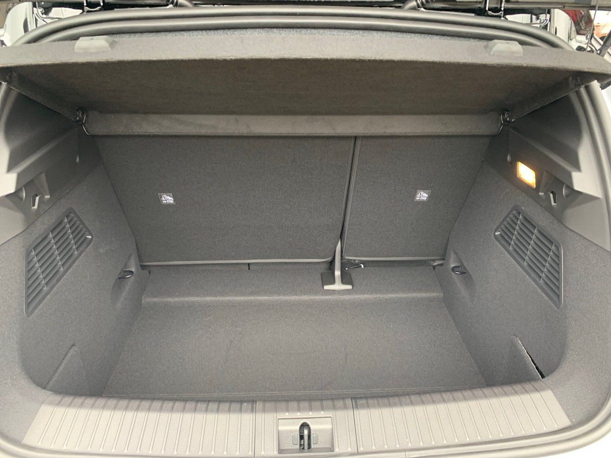 Renault Megane E-TECH - Bild 12