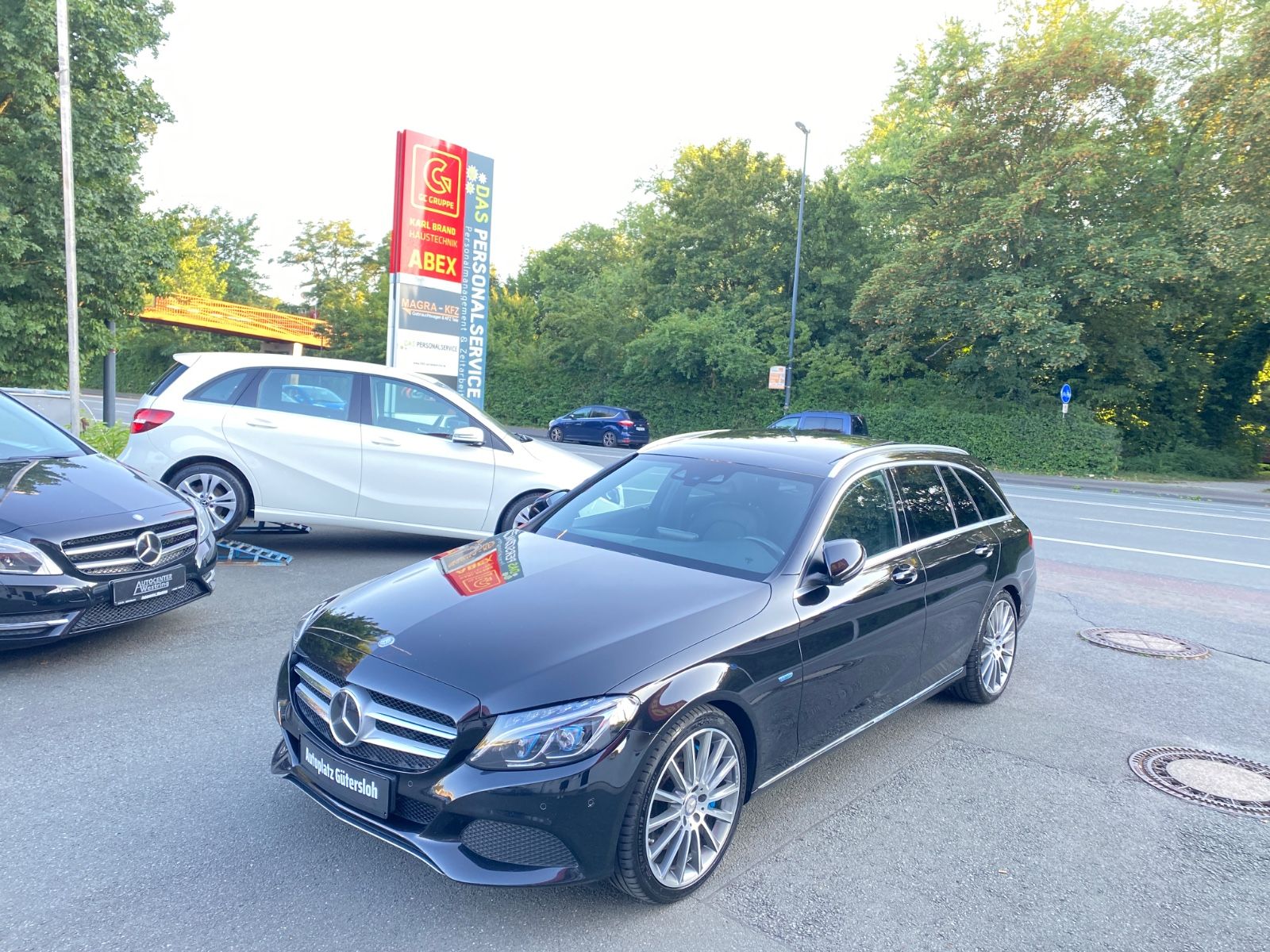 Mercedes-Benz C 350 e T Avantgarde Automatik AMG