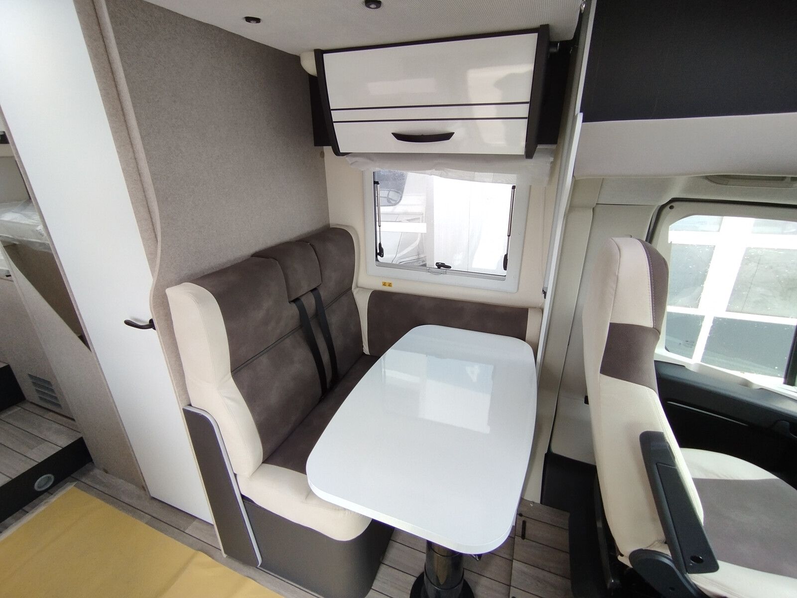 Fahrzeugabbildung Forster T FT669EB 6860,- EUR Sondernachlass / 3,65t