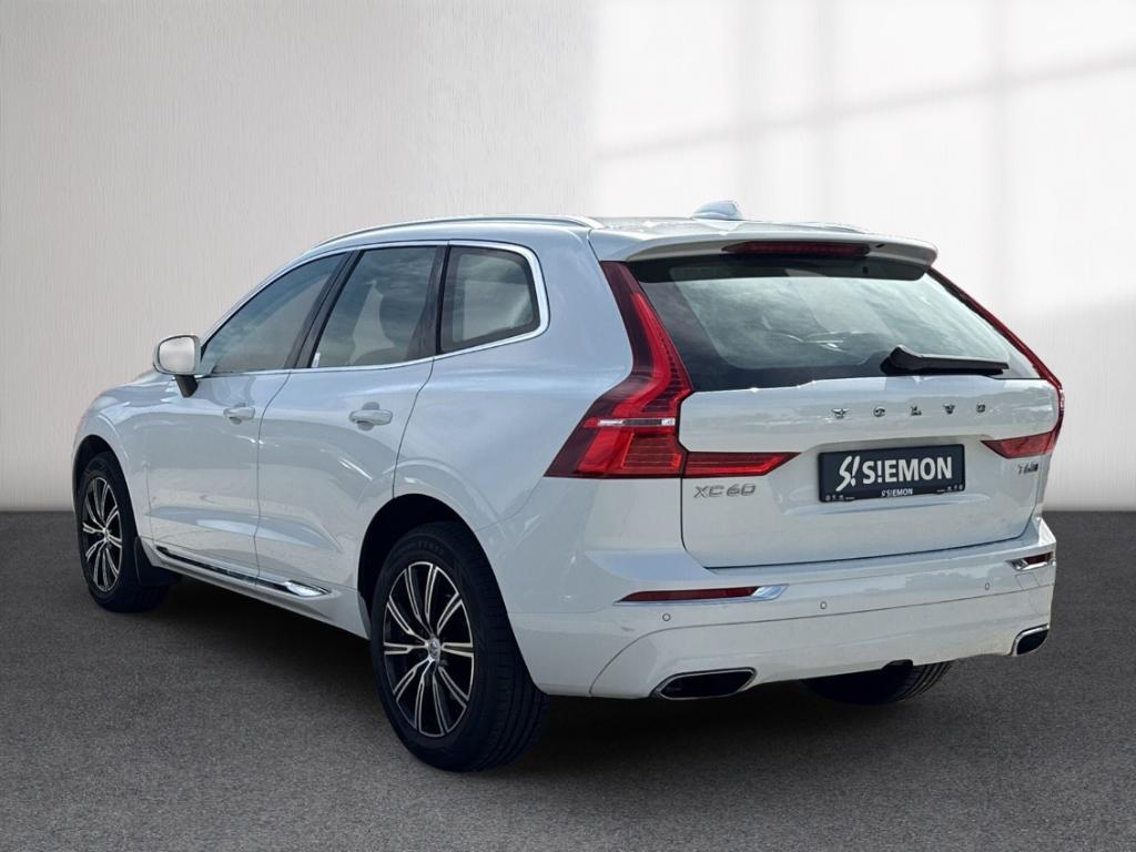 Volvo XC60 T6 AWD Inscription AHK Pano LED Sound Alarm