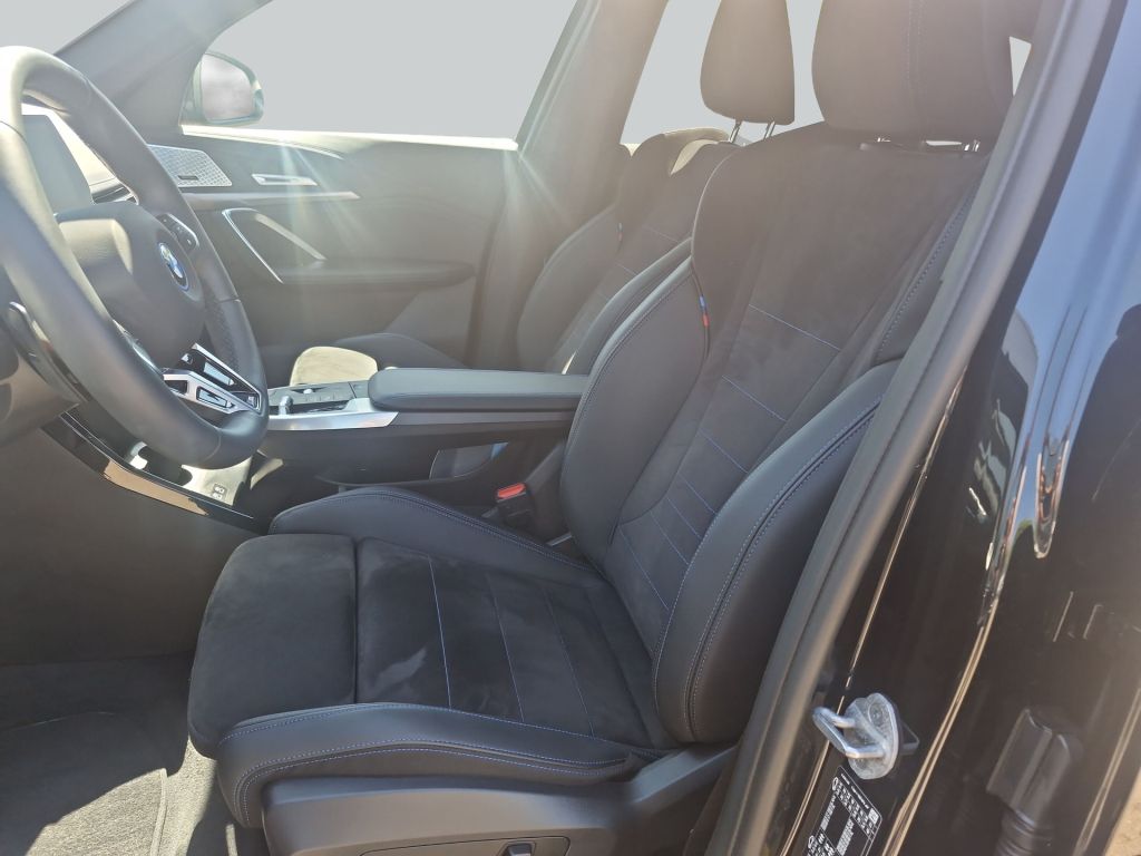 BMW iX1 - Bild 12