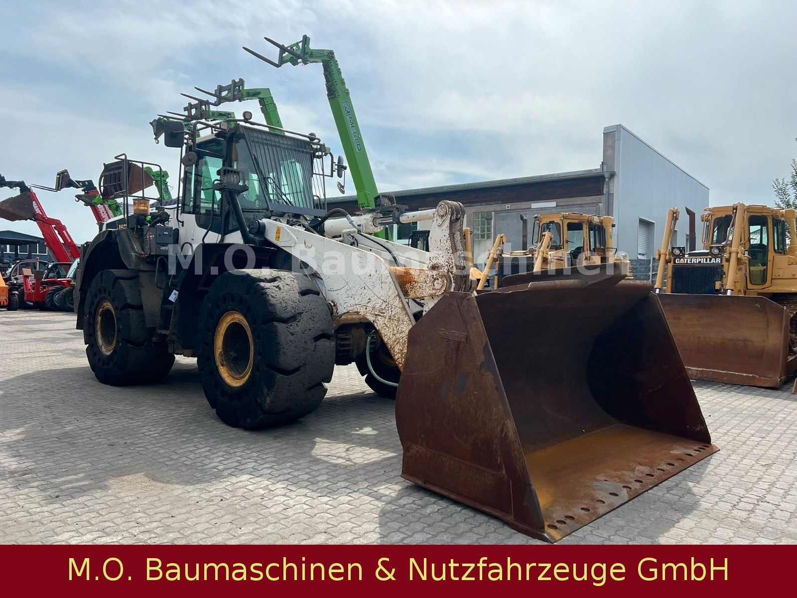 Fahrzeugabbildung Komatsu WA 470-8 / ZSA / Waage / AC/