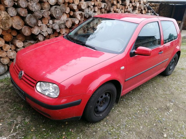 Volkswagen Golf 4  1.6 Benziner