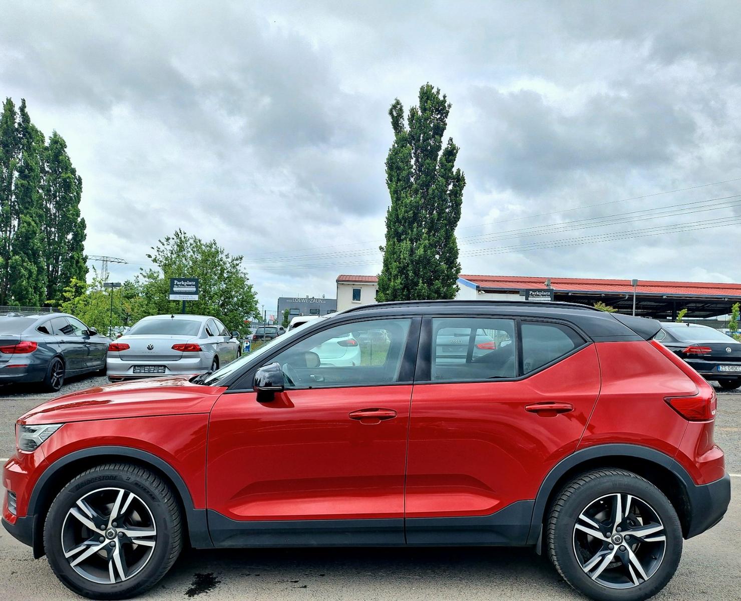 Volvo XC40*R-Design*T3*Nav*LED*Alcantara*PDC-CAM