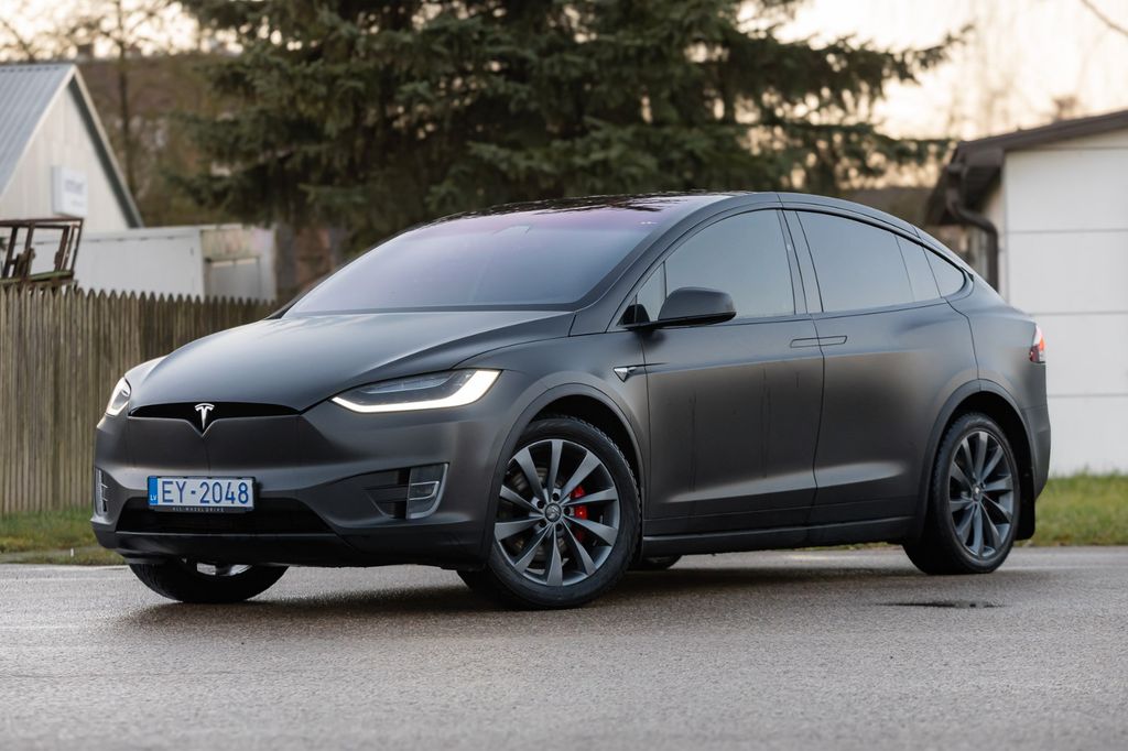 Image of Tesla Model X