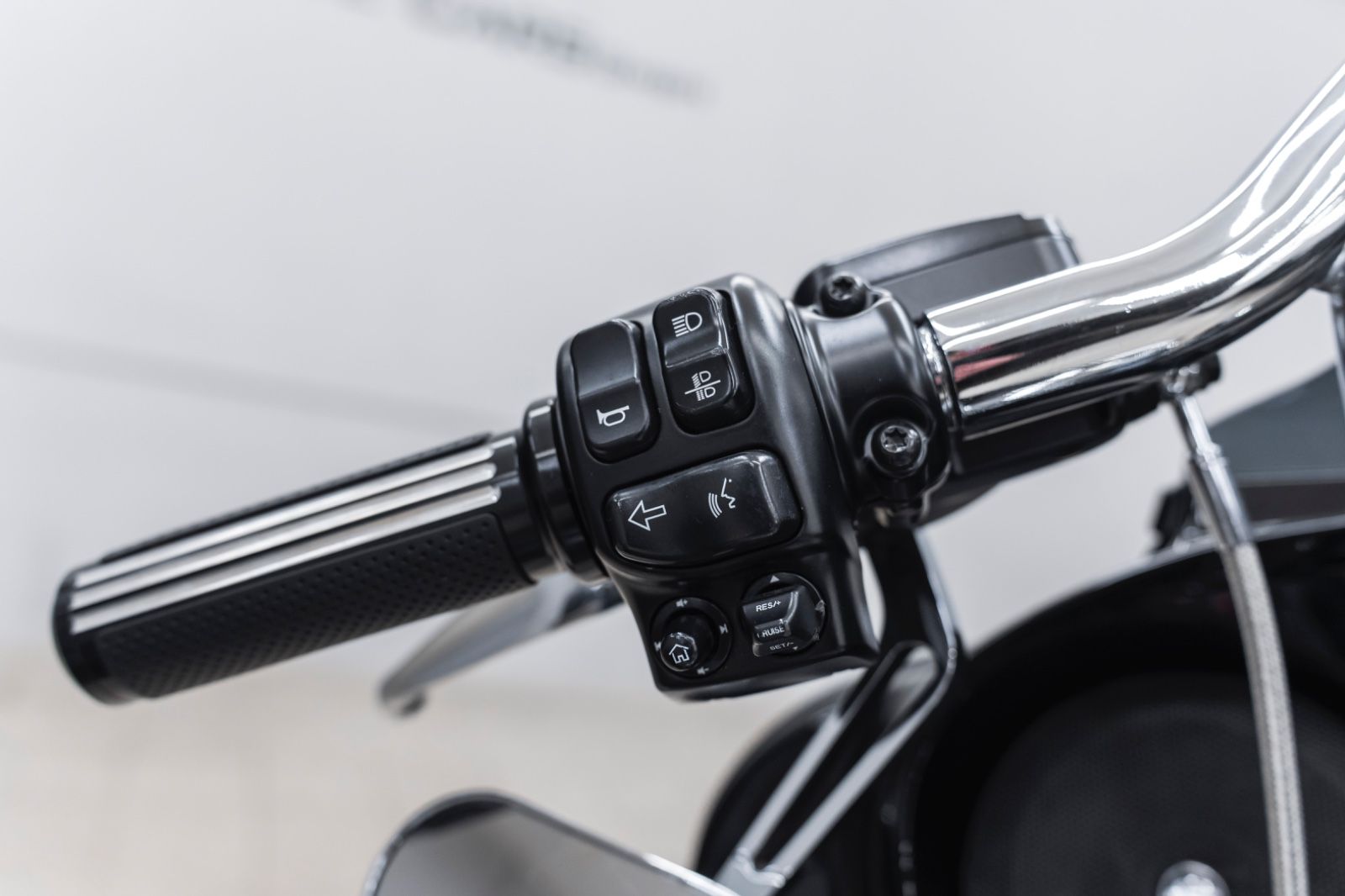 Fahrzeugabbildung Harley-Davidson FLHTSKE CVO LIMITED