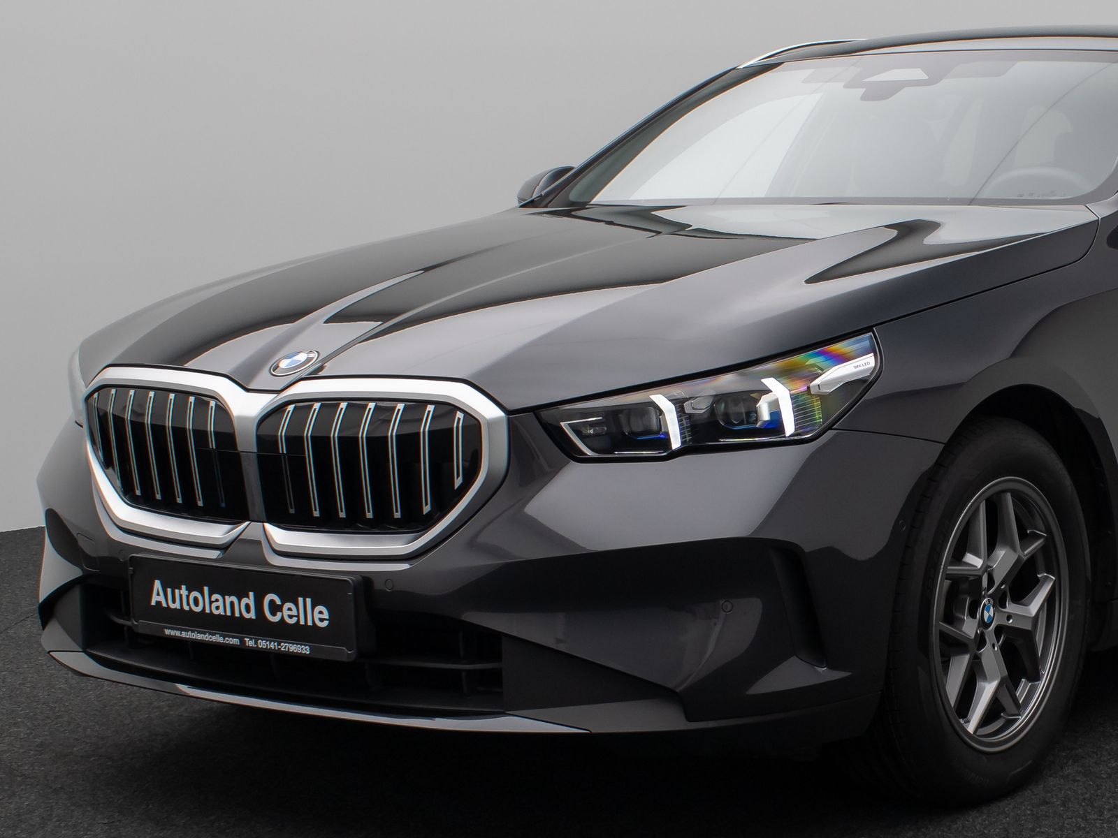 Fahrzeugabbildung BMW 520d Kamera DAB DrivingAssist Sport LED 18Zoll