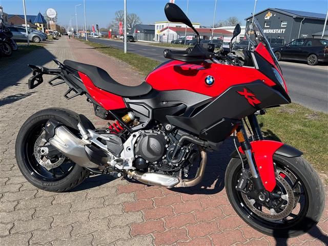 BMW F 900 XR