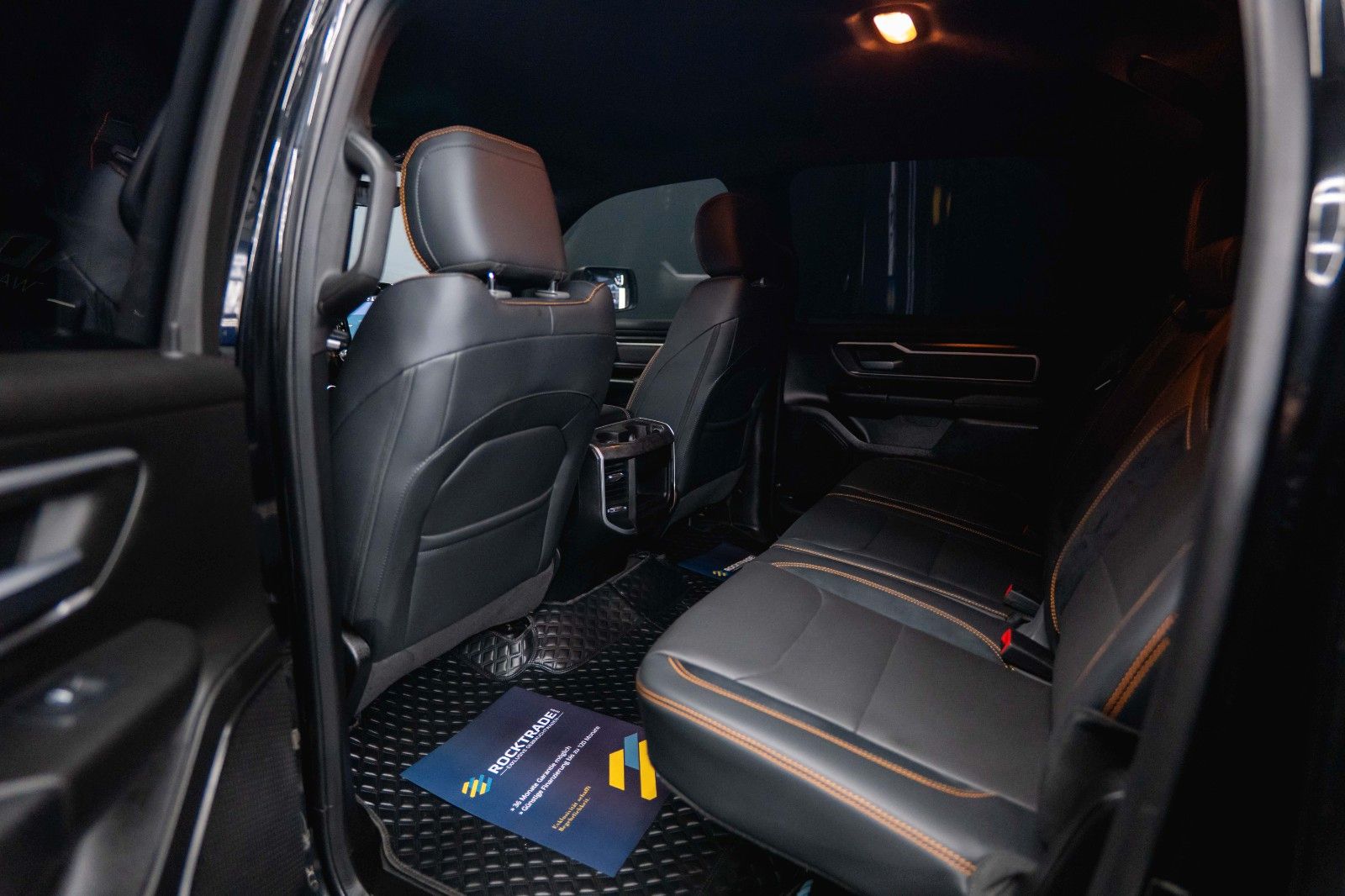 Fahrzeugabbildung Dodge RAM 5.7 V8 HEMI 4x4 OFFROAD Night Limited 19%