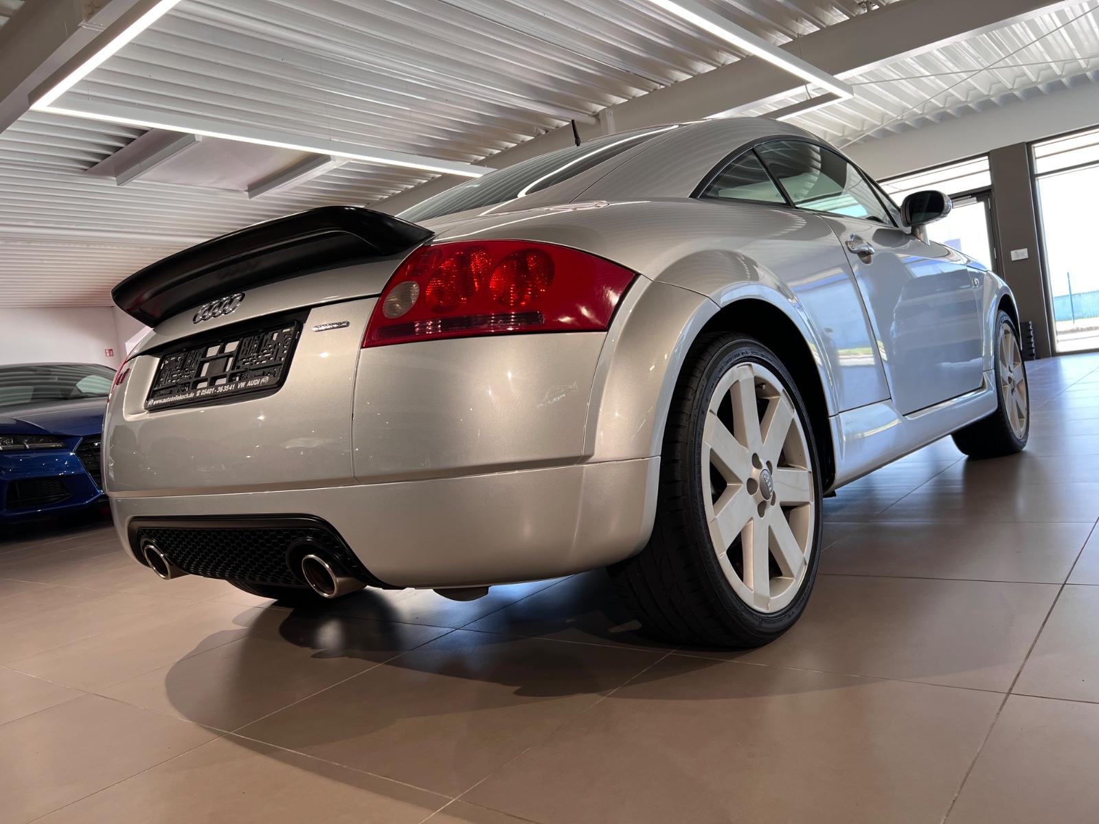 Audi TT Coupe 3.2 V6 DSG quattro BOSE NAVI KETTEN NEU