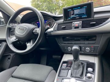 Audi A6 - 12