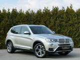 BMW X3 xDrive 30 d-AUT*1.HAND*NAVI*LEDER*TOP ZUSTAND - graue BMW X3