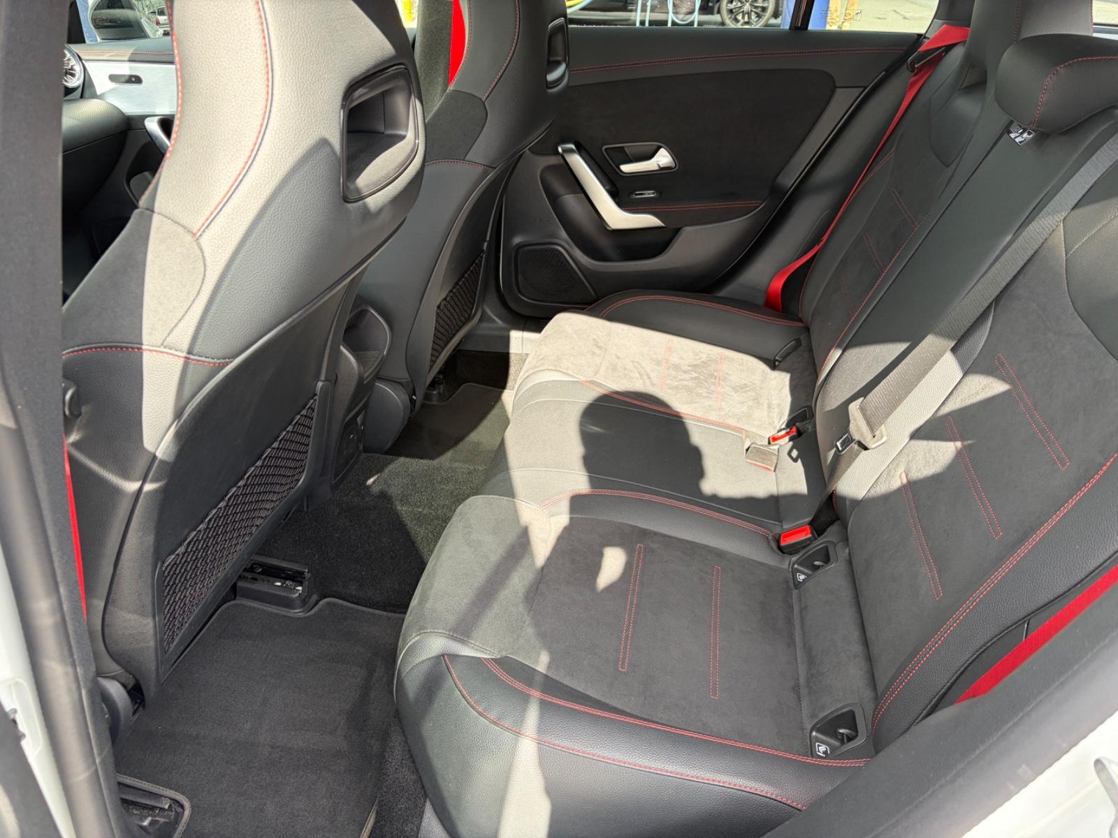 Mercedes-Benz CLA 35 AMG Shooting Brake Garantie Totw. Pano. 