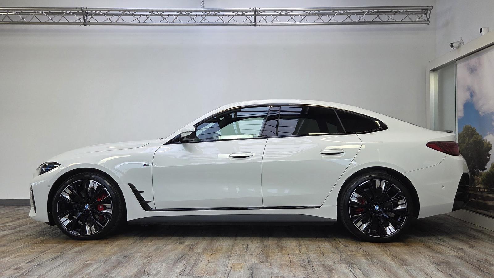 BMW i4 xDrive40 M Sport Pro ACC 360° 20Zoll H&K