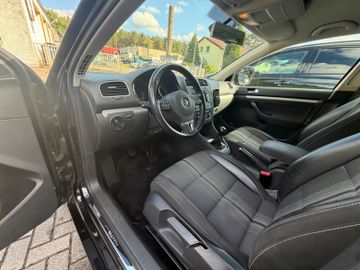 Volkswagen Golf - 12